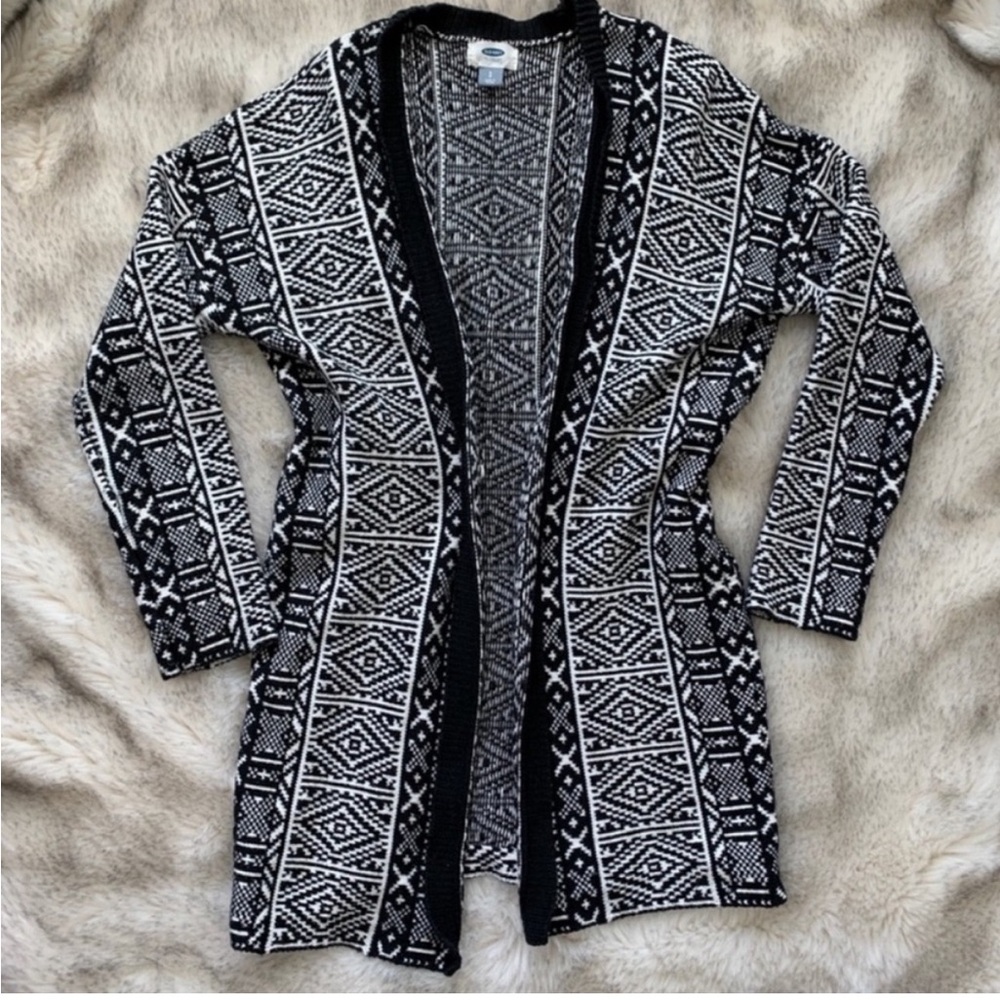 Old Navy Black and White Patterned Cardigan